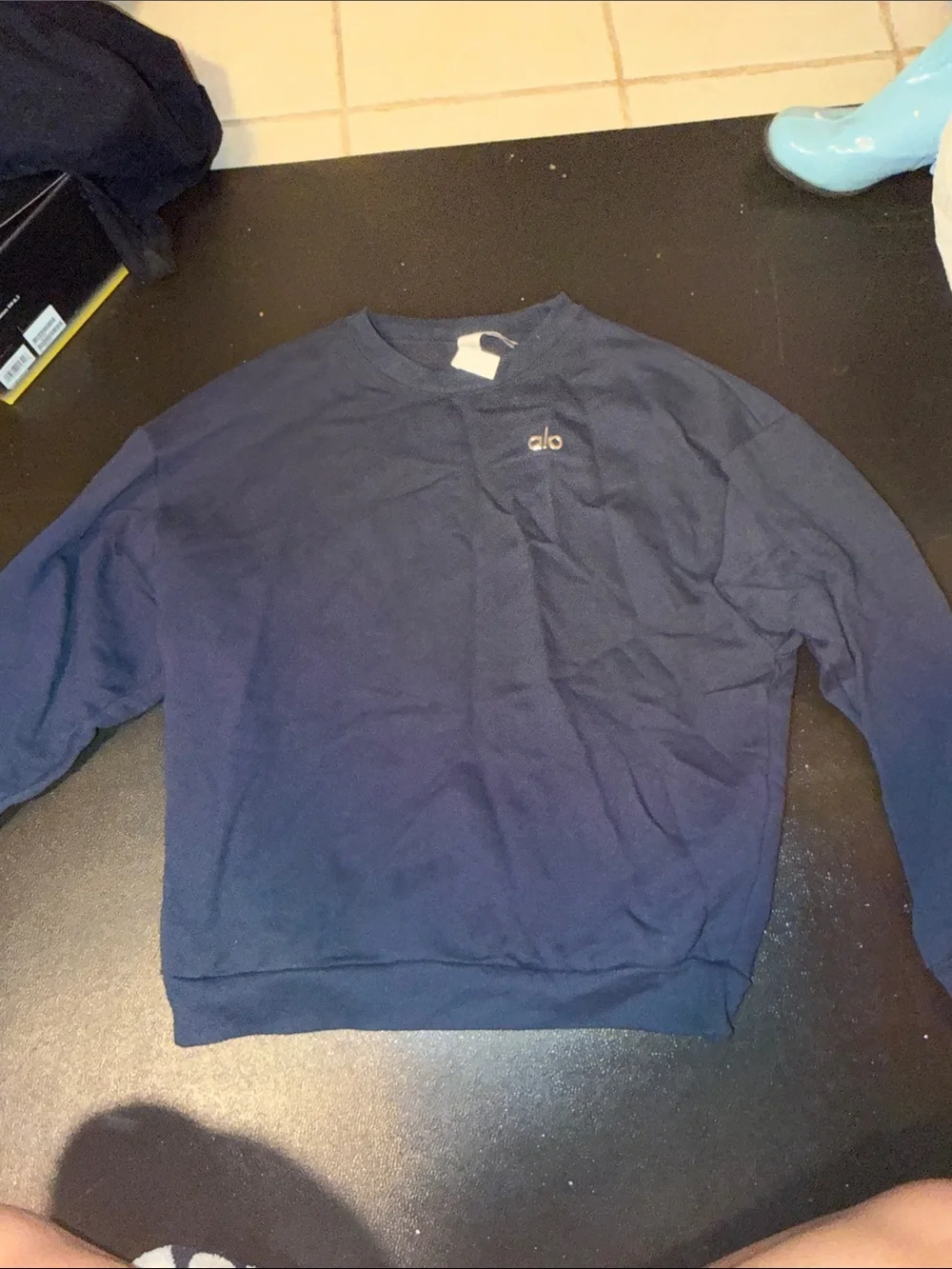 Alo Yoga fleece crewneck sweatshirt navy medium